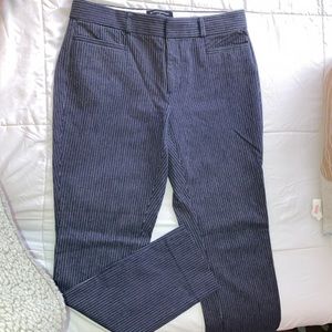 Womens barely used Pinstripe banana republic jackson fit 4 pants